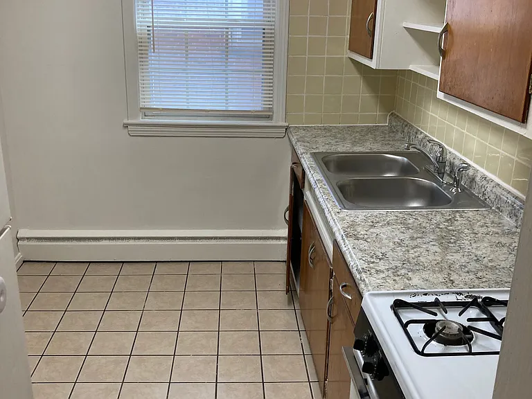 2816 S Moreland Blvd #5 — Photo 16