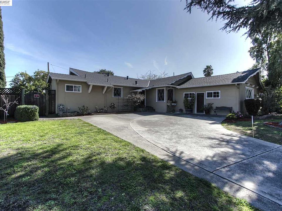 1st image of 3440 Calico Ave