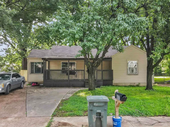 607 Burlington Cir, Memphis, TN 38127
