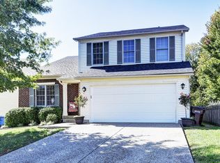 9902 Indian Falls Dr, Louisville, KY 40229