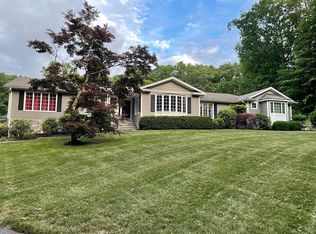 52 Hickory Ln, Ridgefield, CT 06877
