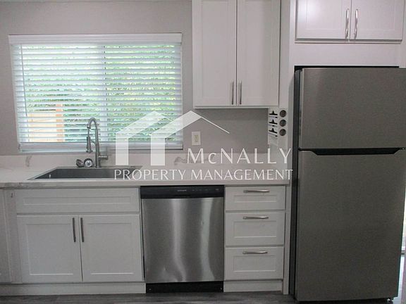3rd image of 10615-10617 10th Avenue Ct S