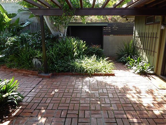 Front Yard Landscaping