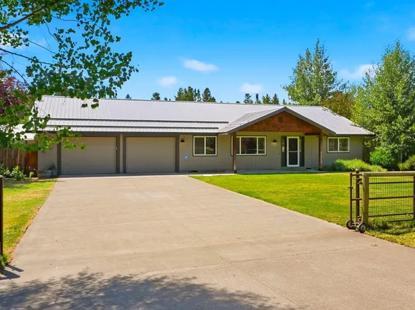16025 Sunset Ln, La Pine, OR 97739
