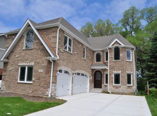 763 S Swain Ave, Elmhurst, IL 60126