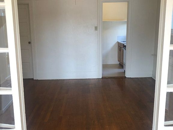5th image of 325 NW 18th Ave #501