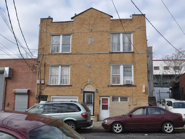 4615 Furman Ave, Bronx, NY 10470