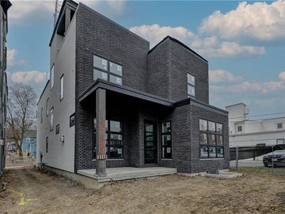 3112 Oak St, Kansas City, MO, 64111