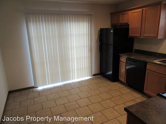 5th image of 511 Glenstone Dr