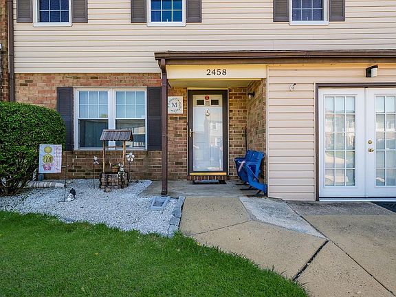 3rd image of 2458 Williamson Ct