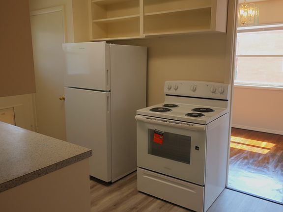 5th image of 711 S Highland Dr #711