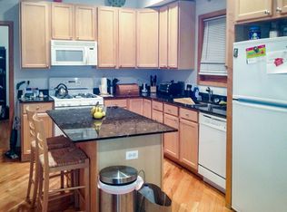 1063 W Cornelia Ave APT 2, Chicago, IL 60657