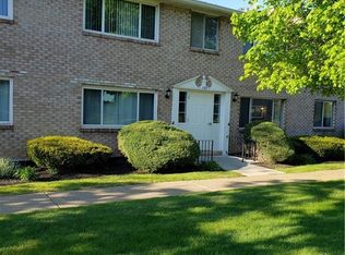 165 Old Lyme Dr APT 7, Amherst, NY 14221