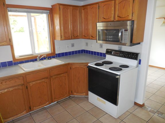 4th image of 11007 NE 97th St