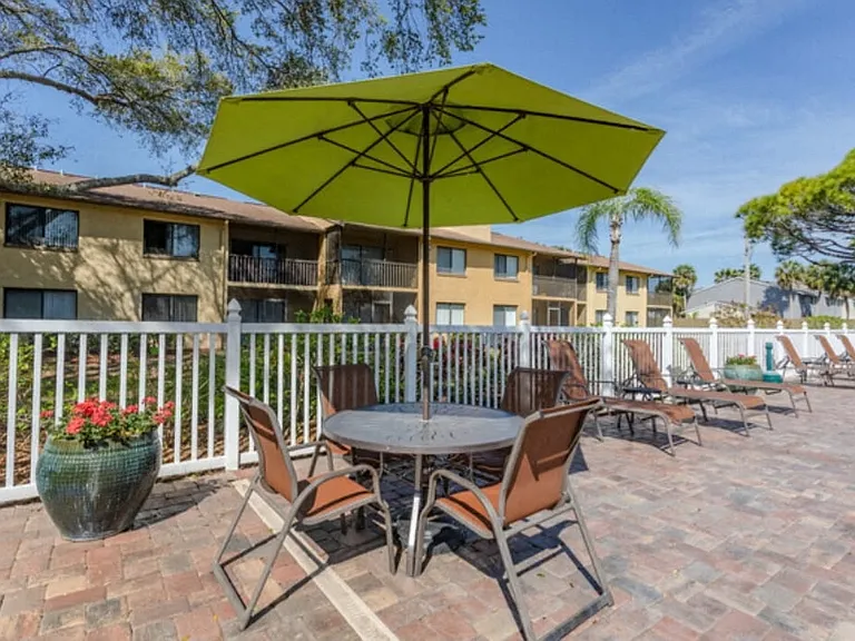 Bay Club Apartment Homes — Photo 20