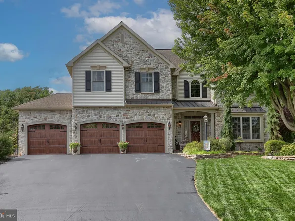 310 Ramblewood Ln, Lebanon, PA 17042