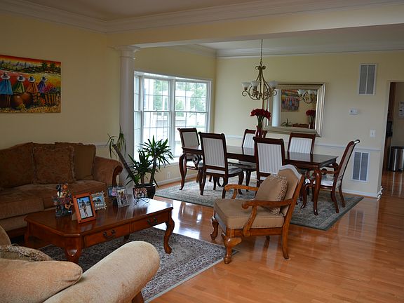 4th image of 5432 Bowers Hill Dr