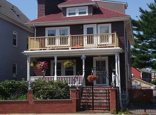 31 Neponset Ave, Dorchester, MA 02122
