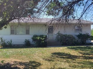 1213 N Haynes Ave, Miles City, MT 59301