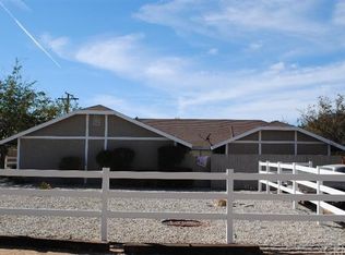 15624 Broken Bow Rd, Apple Valley, CA 92307