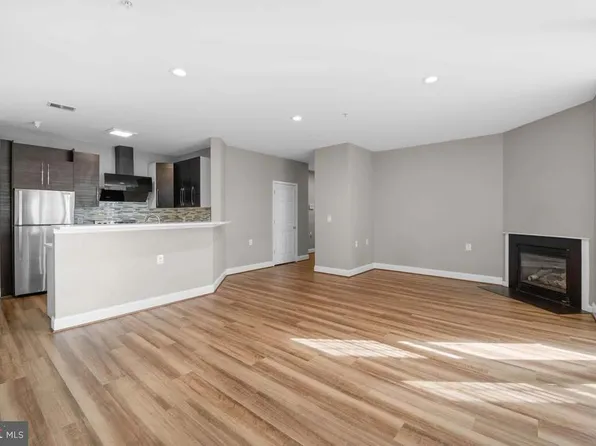 3104 Irma Ct, Suitland, MD 20746