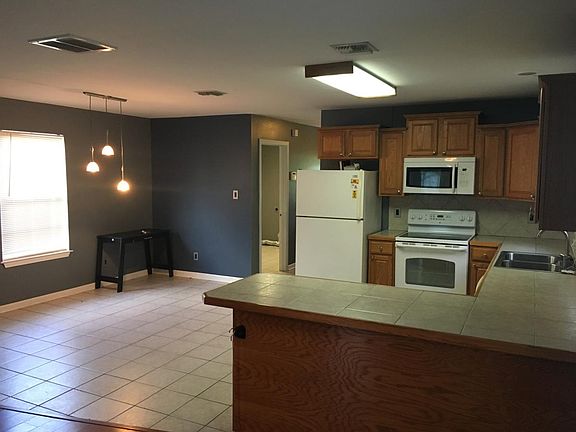5th image of 600 Leisure Field Dr