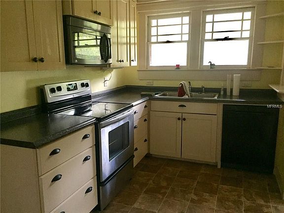5th image of 140 W Michigan Ave APT 2