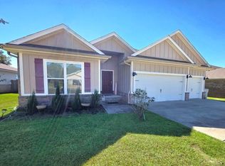 8055 Silver Maple Dr, Milton, FL 32583