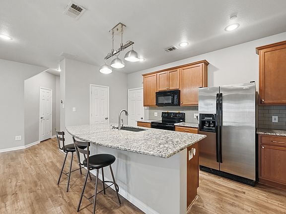 5th image of 5941 Lost Valley Dr
