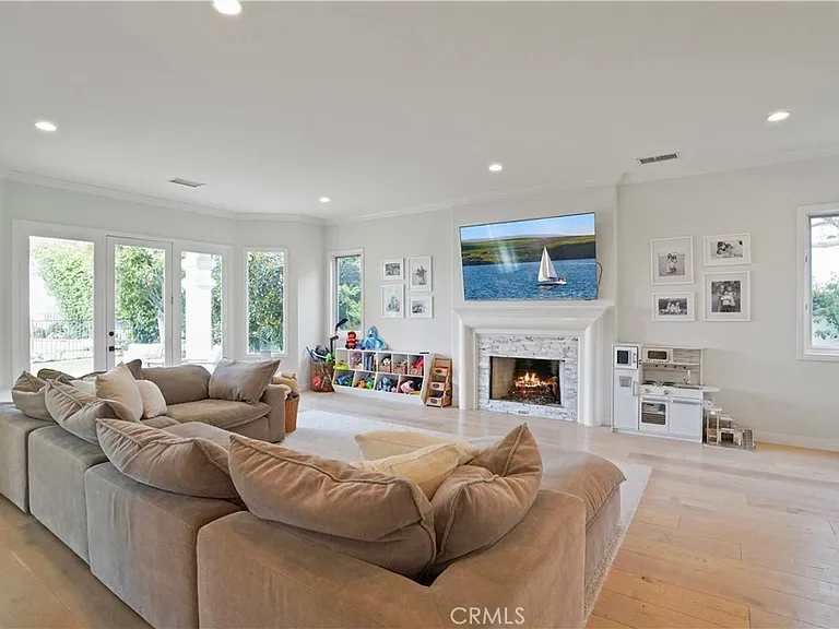 25418 Cumberland Ln — Photo 7