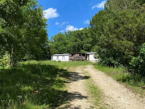 12606 Green Acres Dr, De Soto, MO 63020