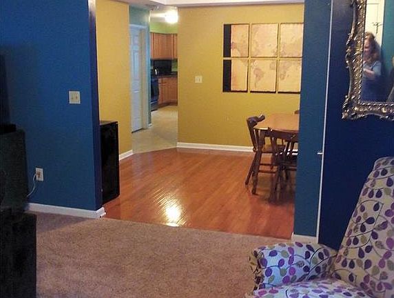 3rd image of 1440 W 54th St
