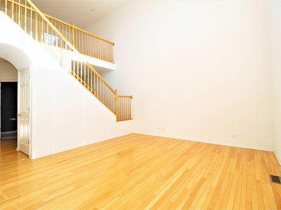 2nd image of 845 Stuarts Dr