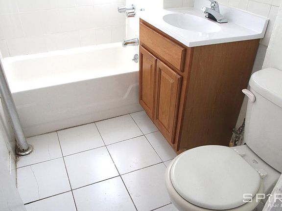 5th image of 549 Isham St APT 10