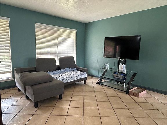 5th image of 17311 Heritage Bay Dr