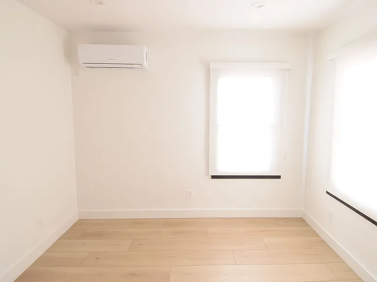 317 Ocean Park Blvd — Photo 19