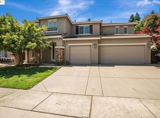 1319 Teal Hollow Dr, Yuba City, CA 95993