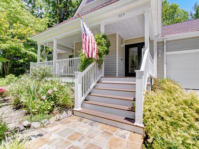 305 E High Point Ln, Hendersonville, NC, 28791