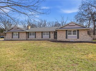 3601 Shady Bend Dr, Independence, MO 64052