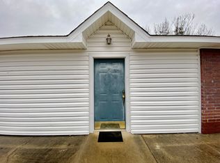 610 Whitney Ave #6, Poteau, OK 74953