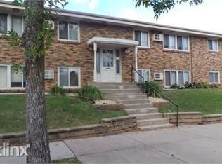 1145 7th St W APT 1, Saint Paul, MN 55102