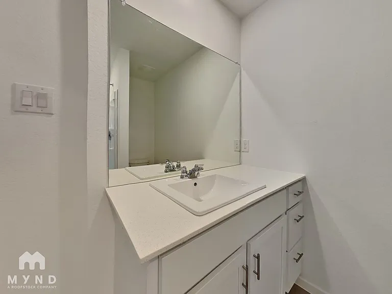 539 Layne Overlook — Photo 14