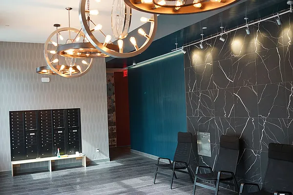 Rented by Manhattan Management LLC | media 111