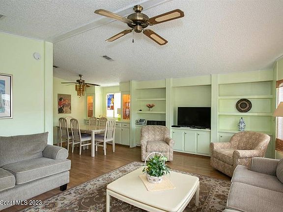5th image of 1123 Sabal Palm Ln