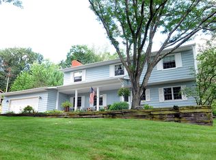 10 Manor Dr, Cambridge, OH 43725