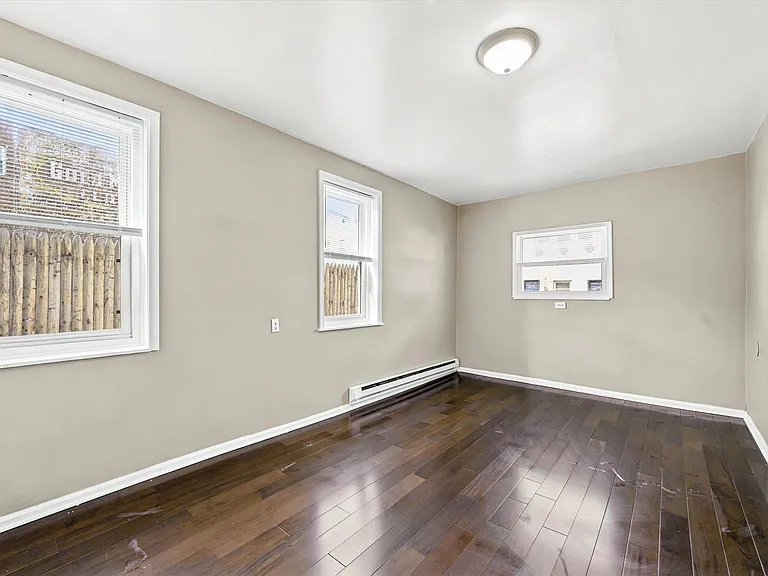 2111 Orthodox St — Photo 15