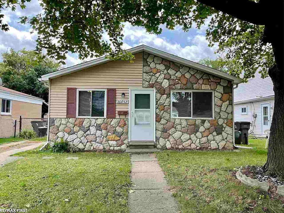 1st image of 20852 Woodward St