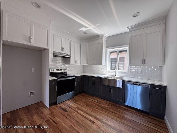 2nd image of 262 Armstrong Ave
