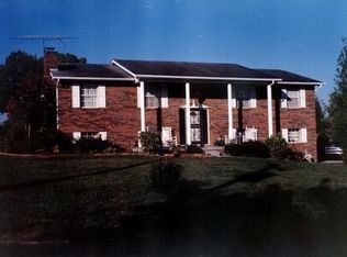 909 Chaparral Dr, Seymour, TN 37865