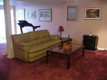 4th image of 152 Cornwall Pl